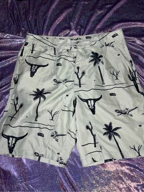 Mens Davus Golf Shorts